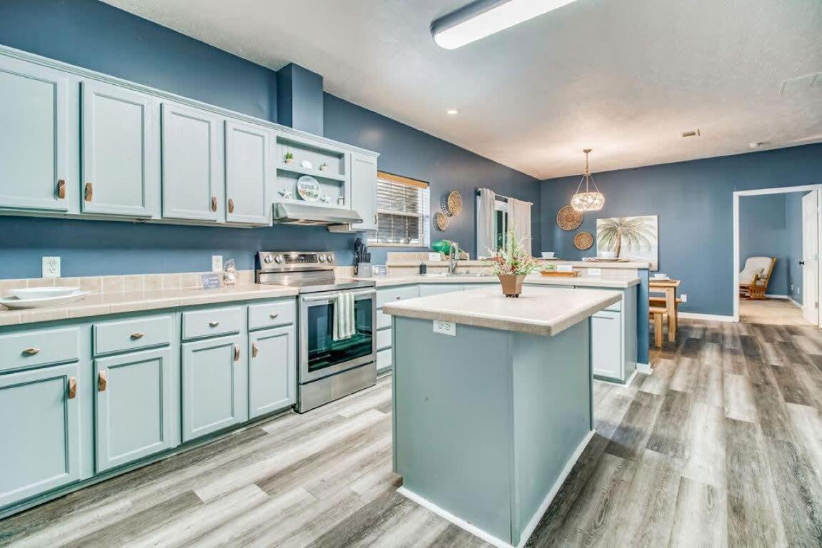 Cam'S Coastal Cottage- Nas Pensacola, Close To Beach Экстерьер фото