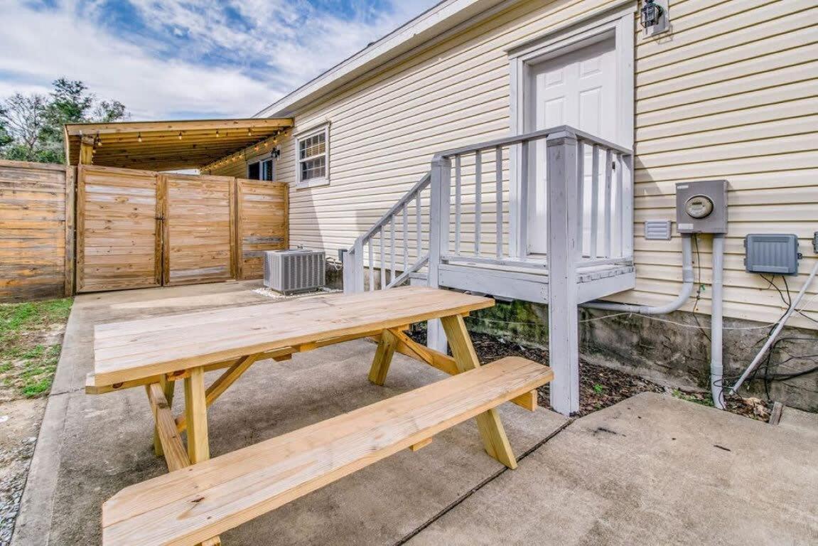 Cam'S Coastal Cottage- Nas Pensacola, Close To Beach Экстерьер фото