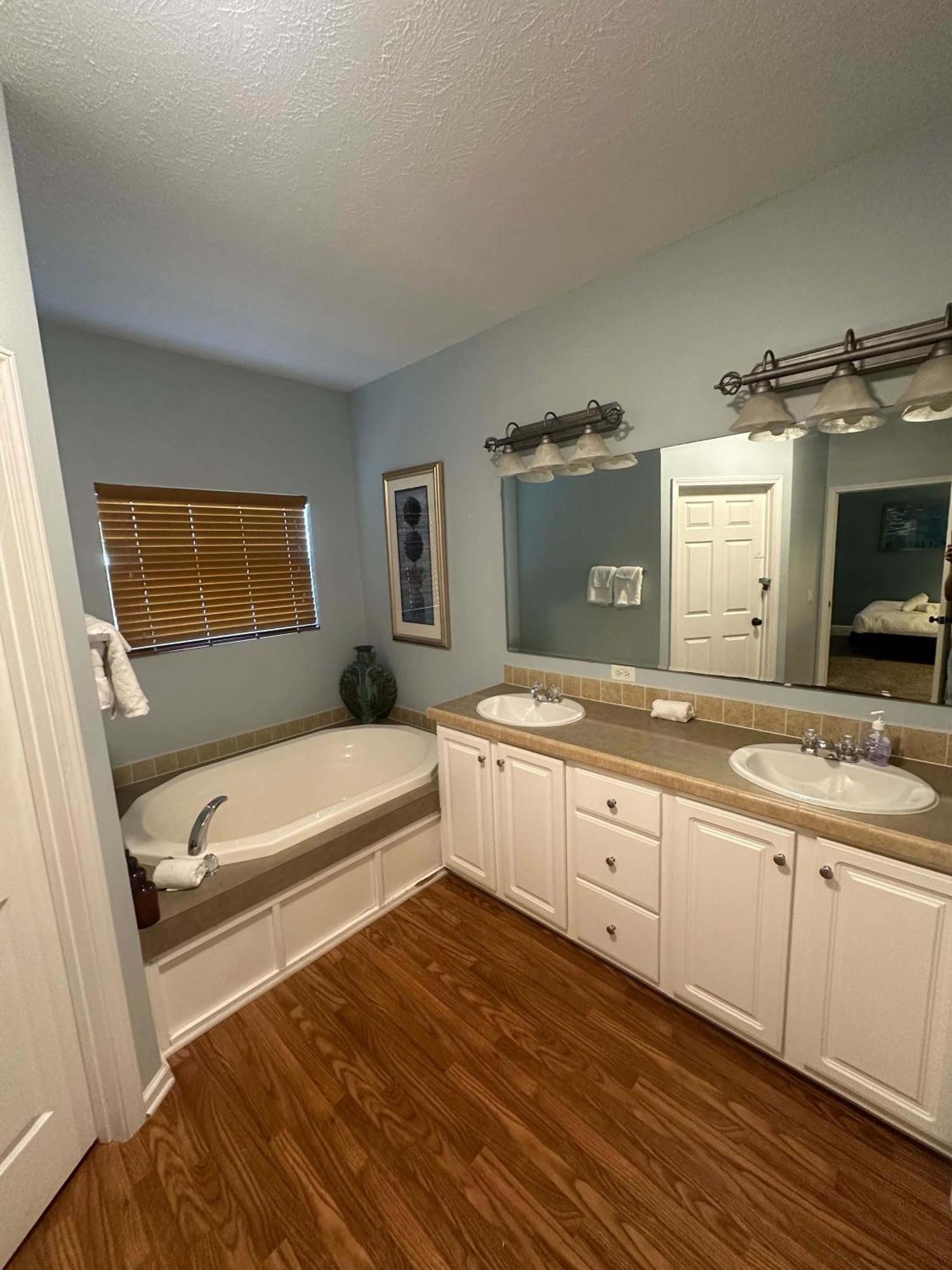 Cam'S Coastal Cottage- Nas Pensacola, Close To Beach Экстерьер фото